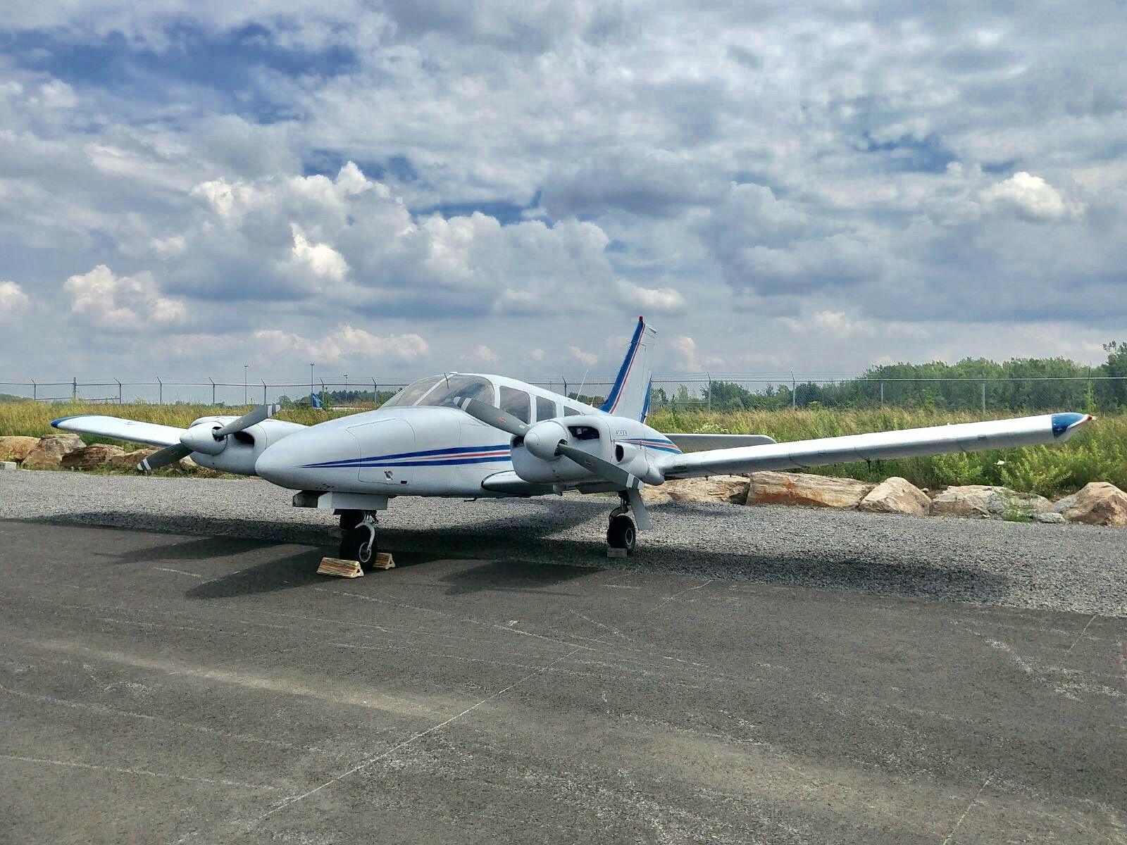 PA-34塞内卡