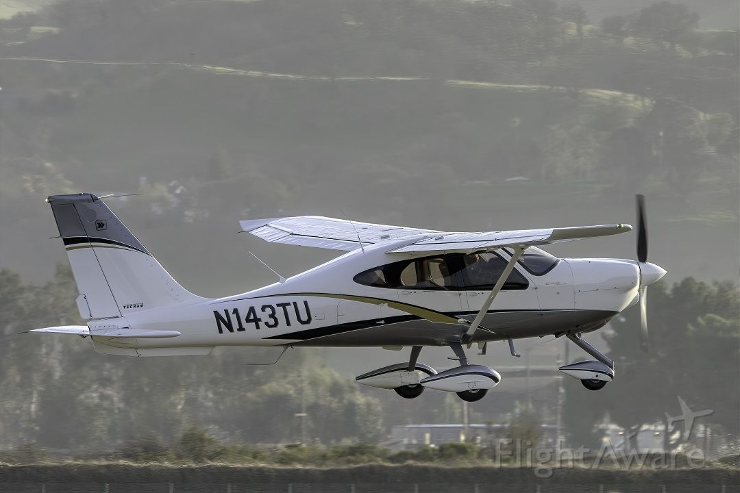 Tecnam P2010