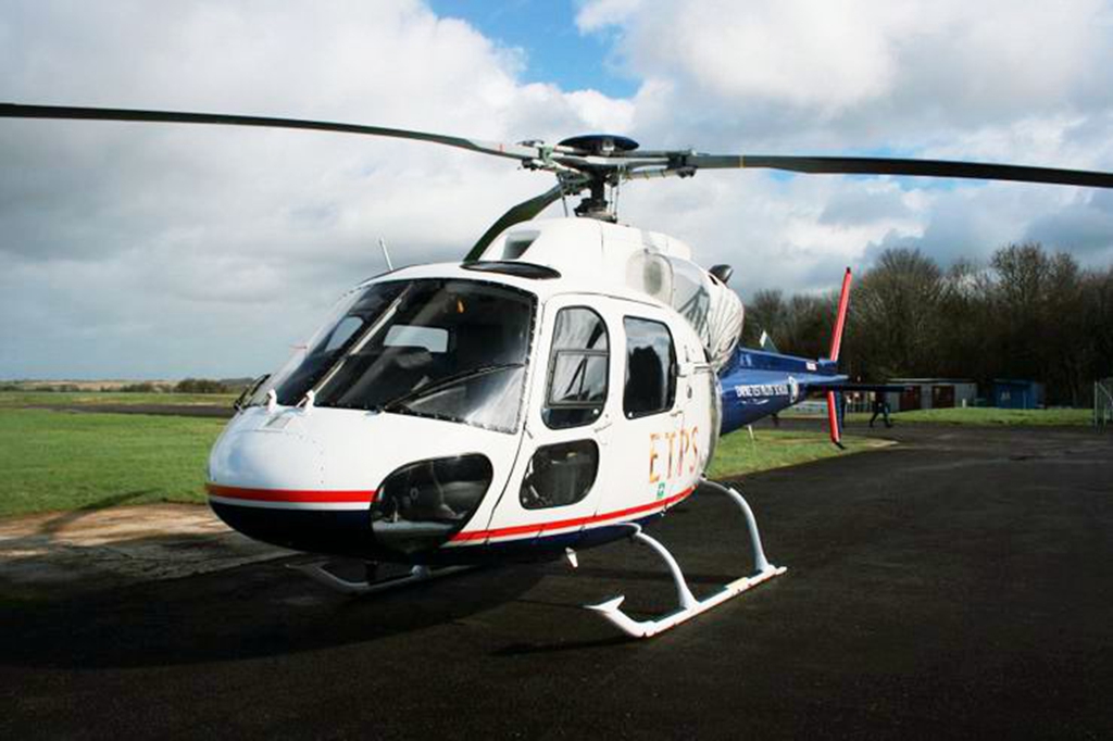 高性能多用途小松鼠AS350B3直升机