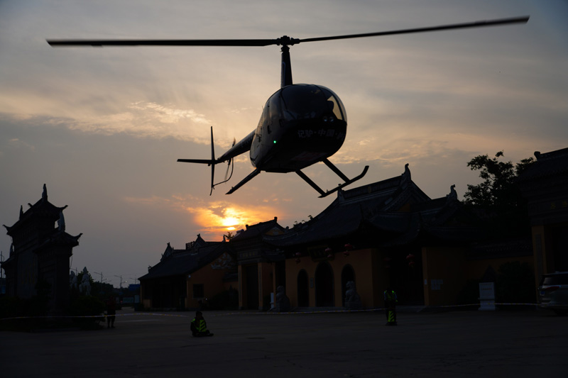 江苏400万直升机360度空中看房
